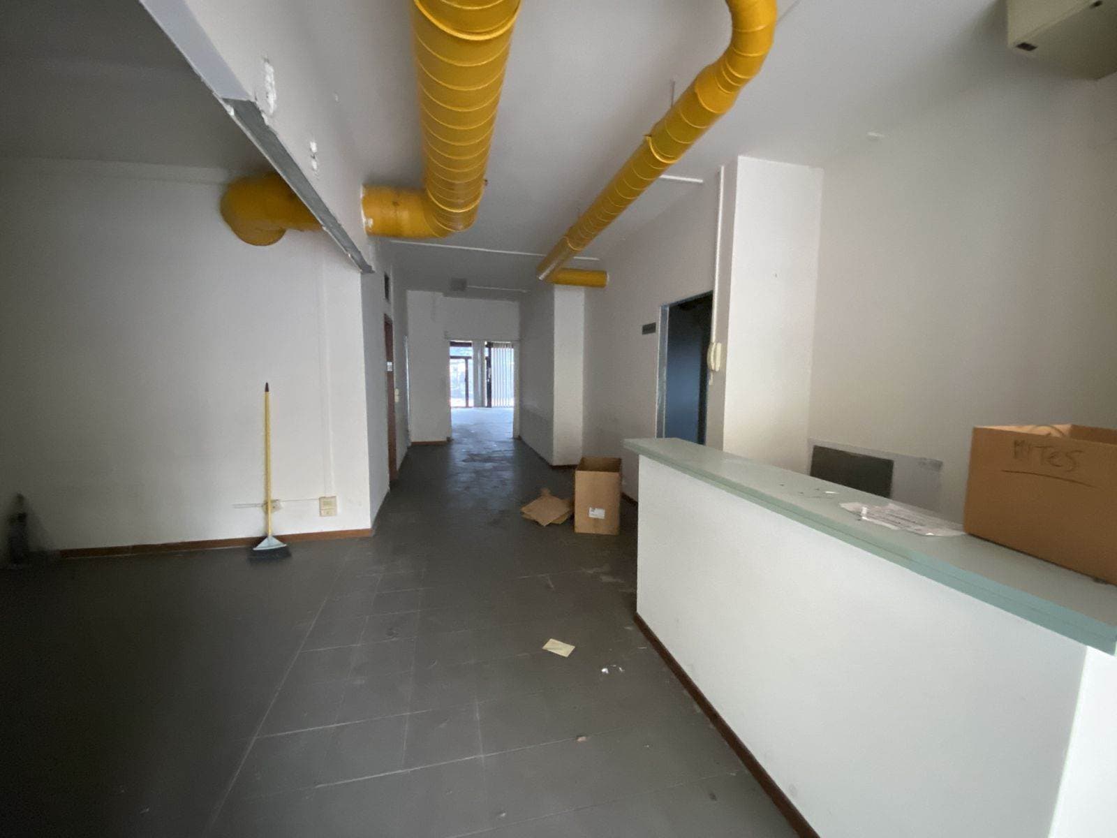 Valentini, fondo commerciale 430mq 5